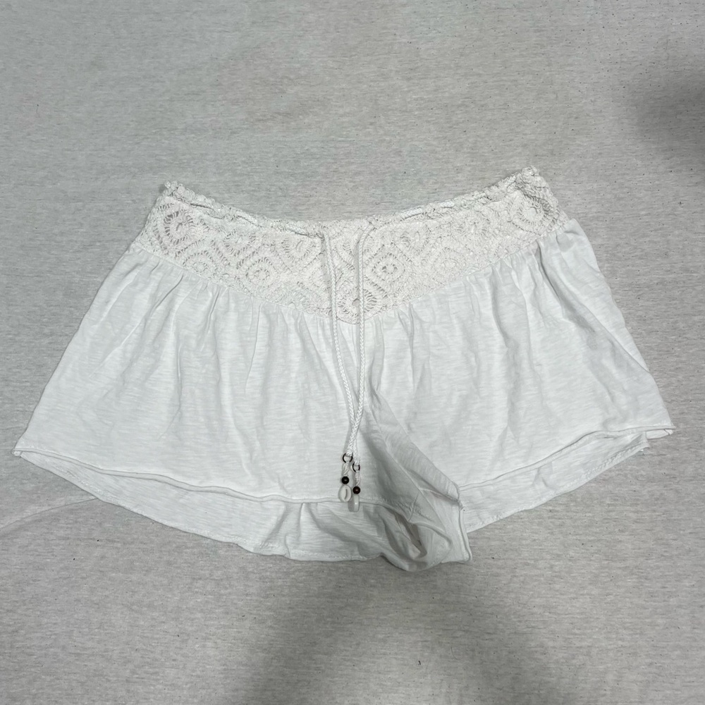 Aerie Beachy White Shorts